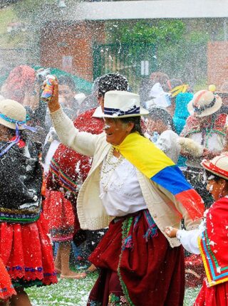 Festividades de Ecuador - Carnaval Festividades de Ecuador - Carnaval