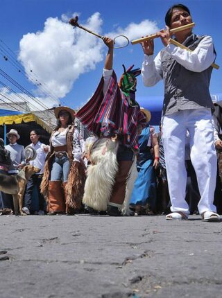 Festividades de Ecuador - Inti Raymi Festividades de Ecuador - Inti Raymi