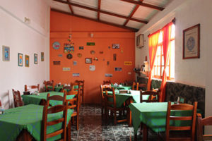 Hosteria Pimampiro dinning room