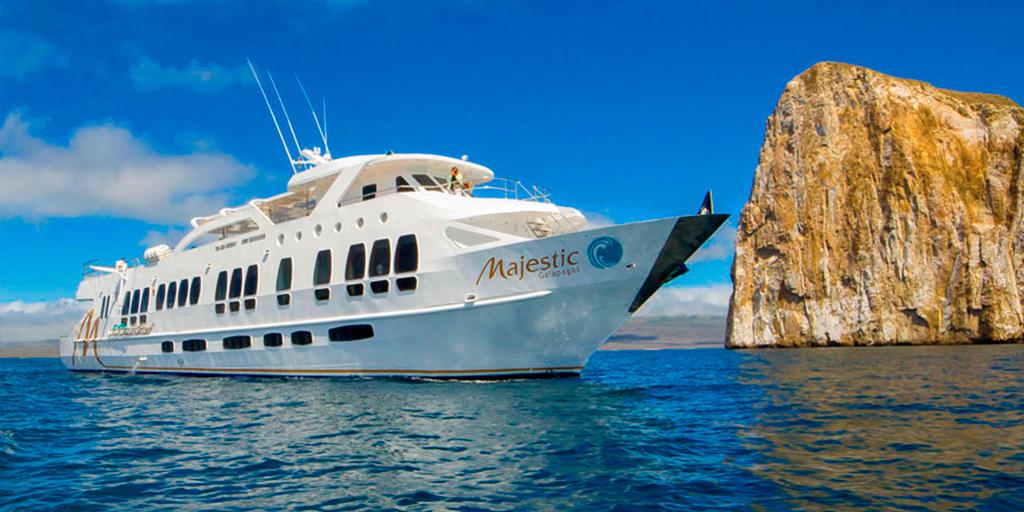 Majestic Yacht Galapagos