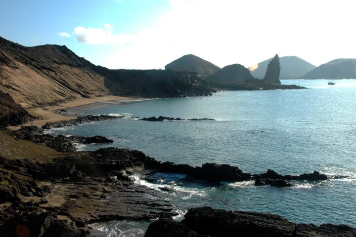 best scuba diving galapagos bartolome island