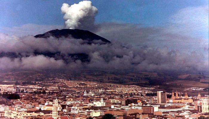 Ecuador Volcanoes : Guagua Pichincha