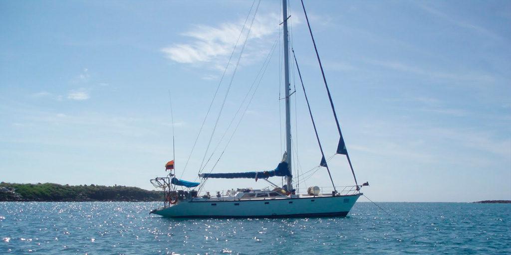 Budget Cruise Galapagos Merak