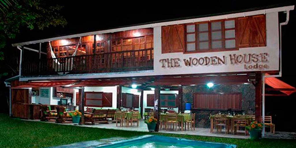 The Wooden House Lodge