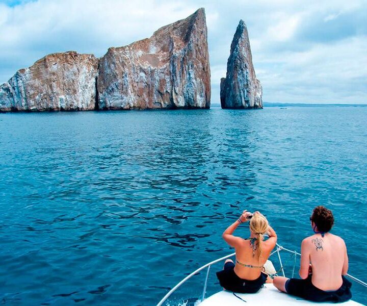 kicker rock day tour from san-cristobal yacht