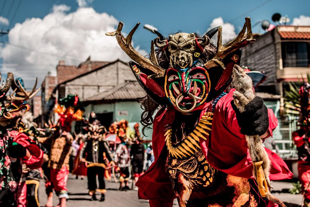 ecuador festivals diablada de pillaro