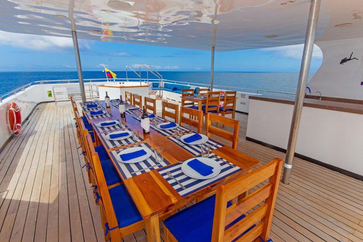 Outdoor Dining on Calipso Cruise