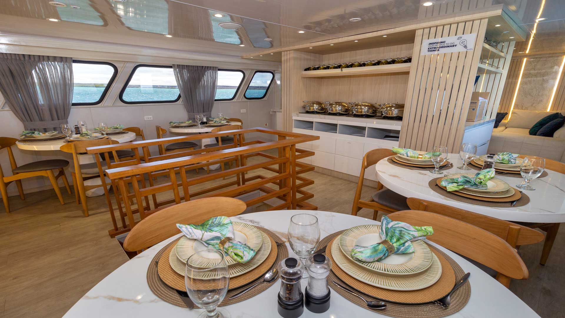 Dinning room in Galaxy Diver